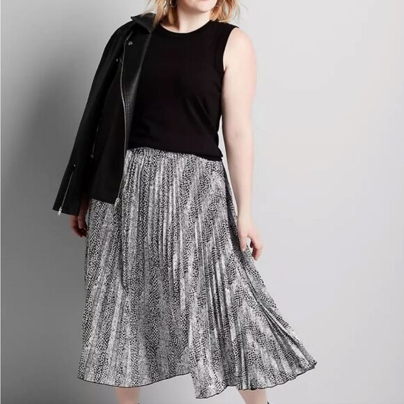 Lane Bryant Black and White Midi A-Line Pleated Skirt - Picture 1 of 11